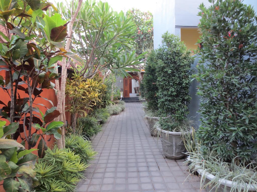 Putri Homestay Sanur  Ngoại thất bức ảnh