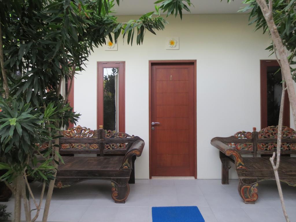 Putri Homestay Sanur  Ngoại thất bức ảnh